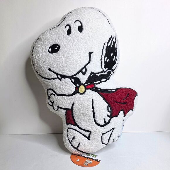 Peanuts Snoopy Dracula Vampire Halloween Sherpa 17 in  Plush Pillow - NEW - Picture 1 of 2